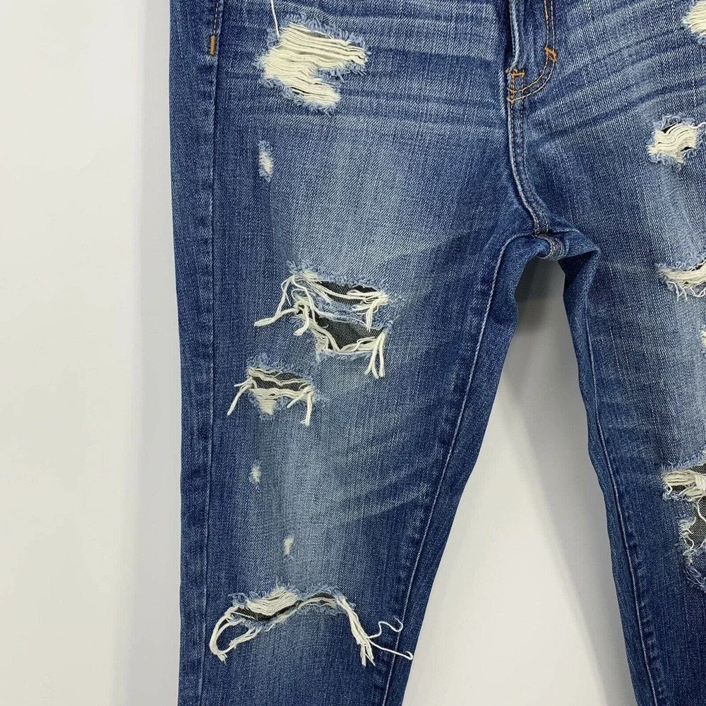 Abercrombie & Fitch Distressed Destroyed Ripped Tapered Jeans Size 4 Medium Wash
